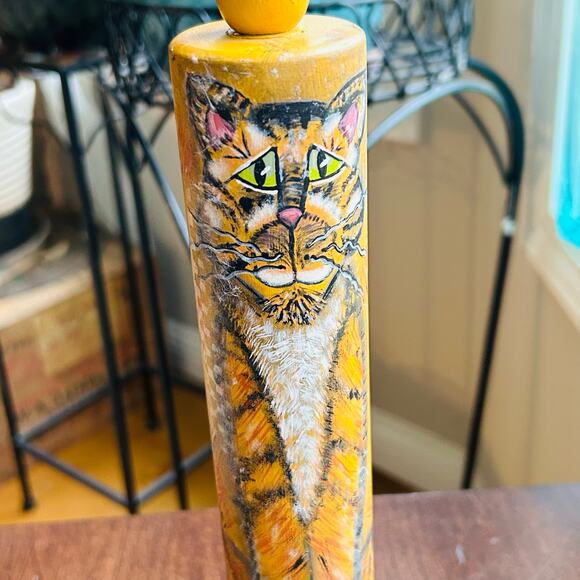 Vintage wooden rolling pen hand painted cat orange tabby kitty art decor signed - Picture 2 of 13